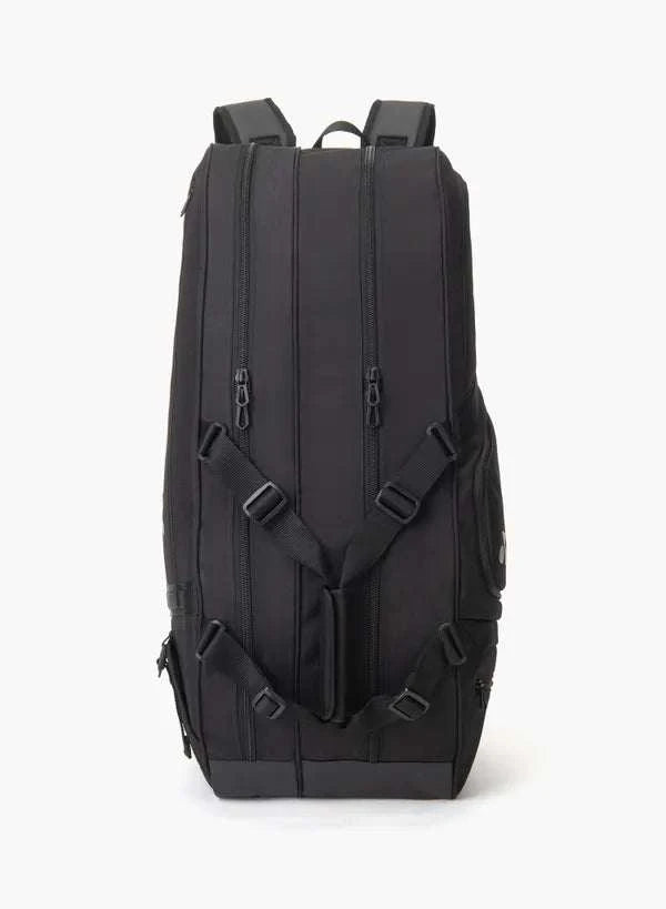 Yonex GEARLOGIC RACQUET BAG in solid black, with padded backpack straps, adjustable buckles and multiple zippered compartments