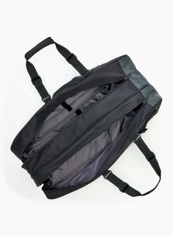 Yonex GEARLOGIC RACQUET BAG in black with a durable fabric shell, multiple zippered compartments and adjustable carry straps